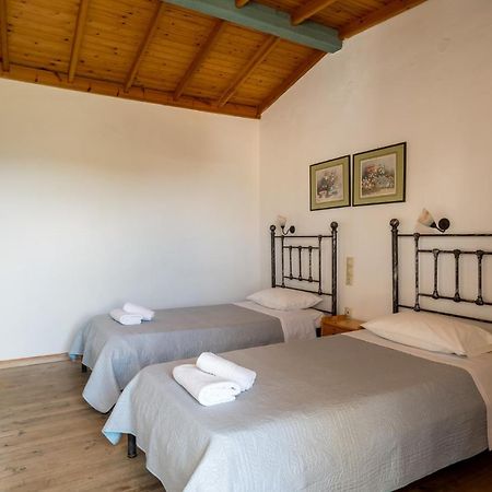 Barax Apartments Агиос-Георгиос Экстерьер фото
