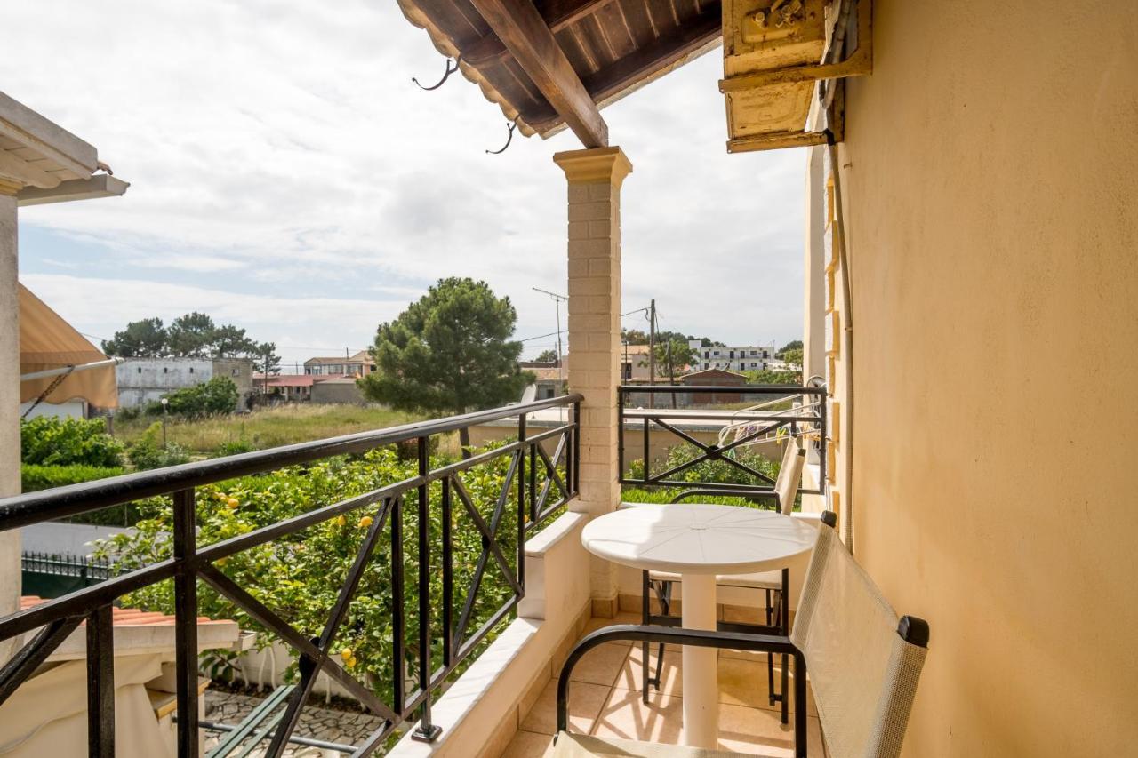 Barax Apartments Агиос-Георгиос Экстерьер фото
