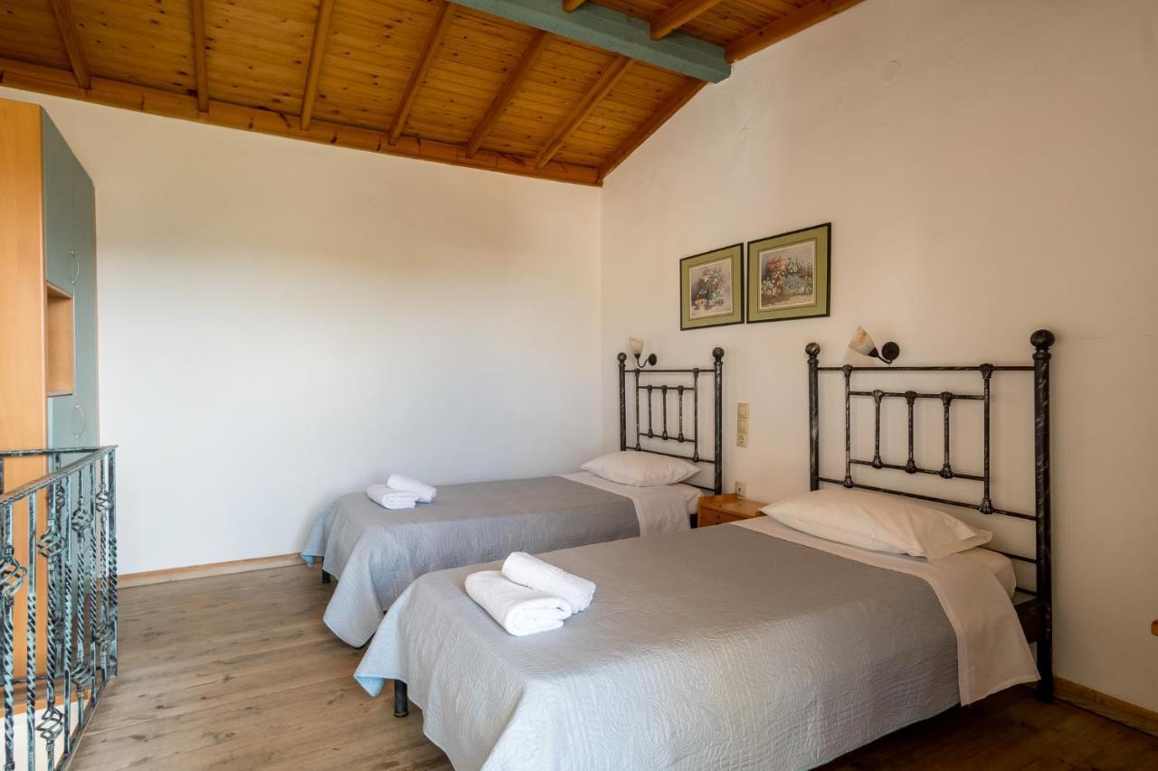 Barax Apartments Агиос-Георгиос Экстерьер фото