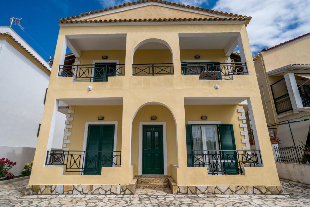 Barax Apartments Агиос-Георгиос Экстерьер фото